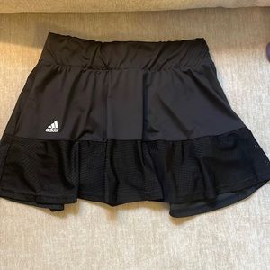 Adidas black women tennis skirt match